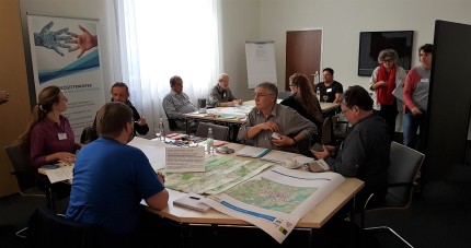 Group discussion about needs in the fields of mobility 