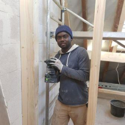 Mohammed from Gambia is now working as a carpenter in Germany. 